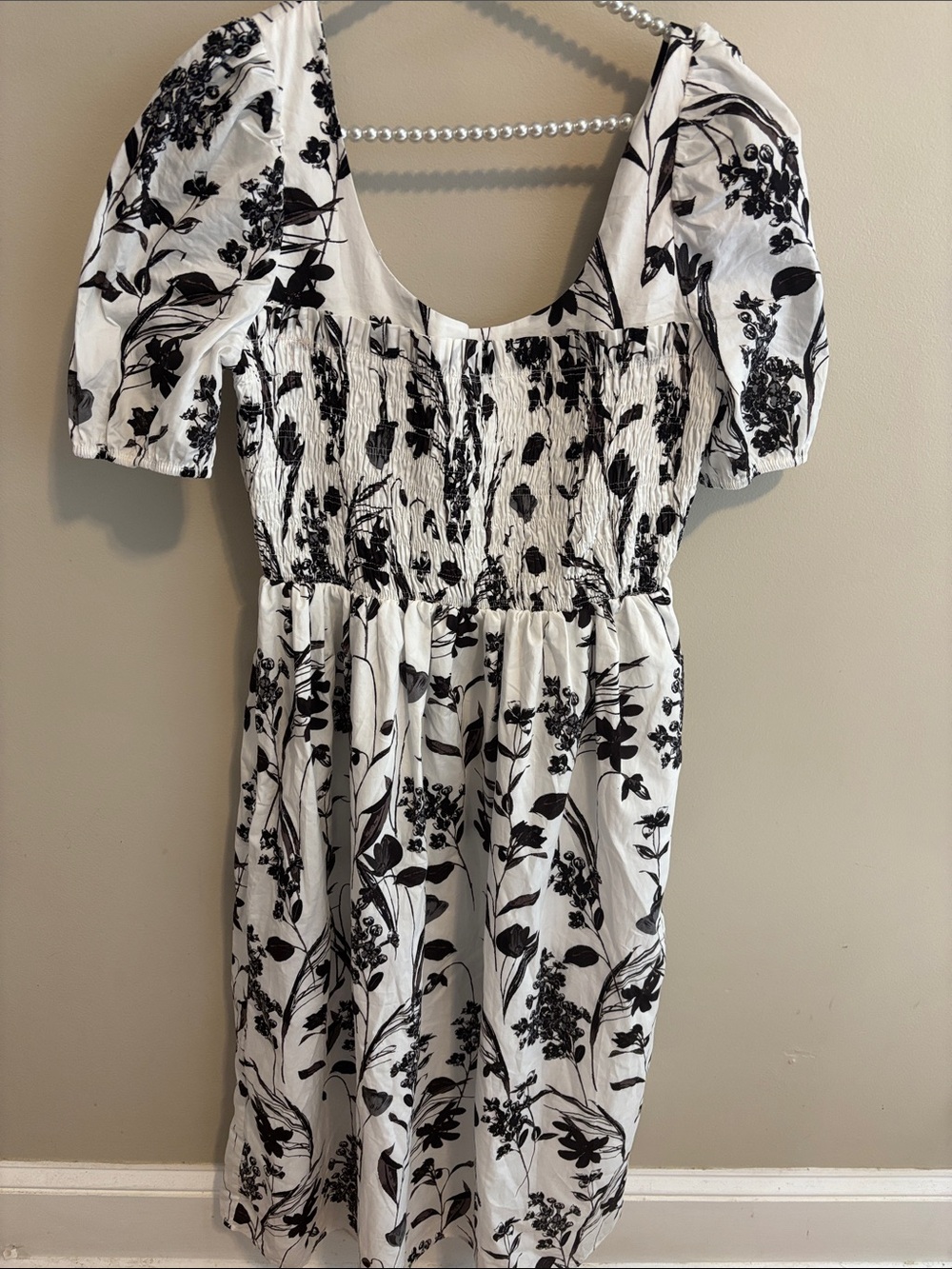 NEW Sugarlips Floral Smocked Midi Dress Large Black White Puff Sleeve Leiden